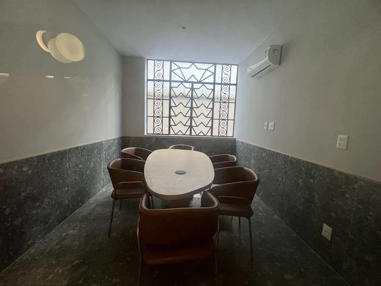 Furnished apartment, 68 m², with a grill on the balcony — photo 29