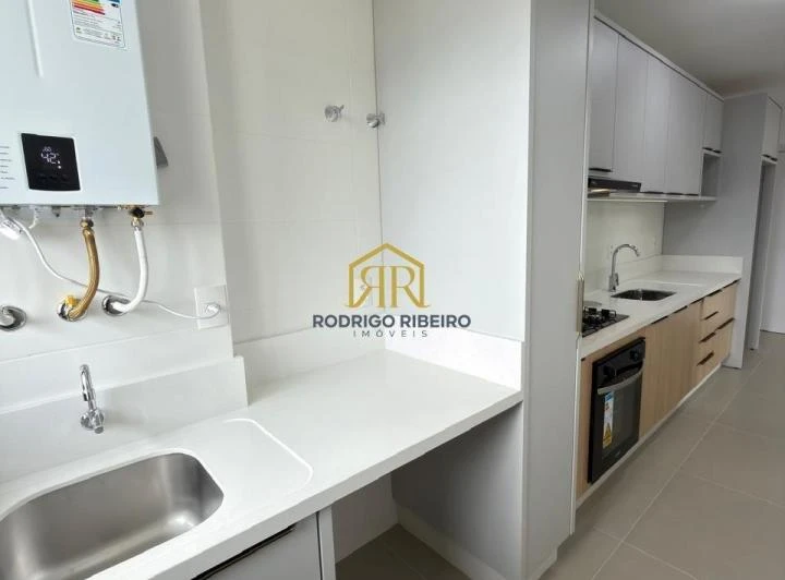 Квартира 121 м² без меблів з 2 спальнями-сюїтами — photo 7