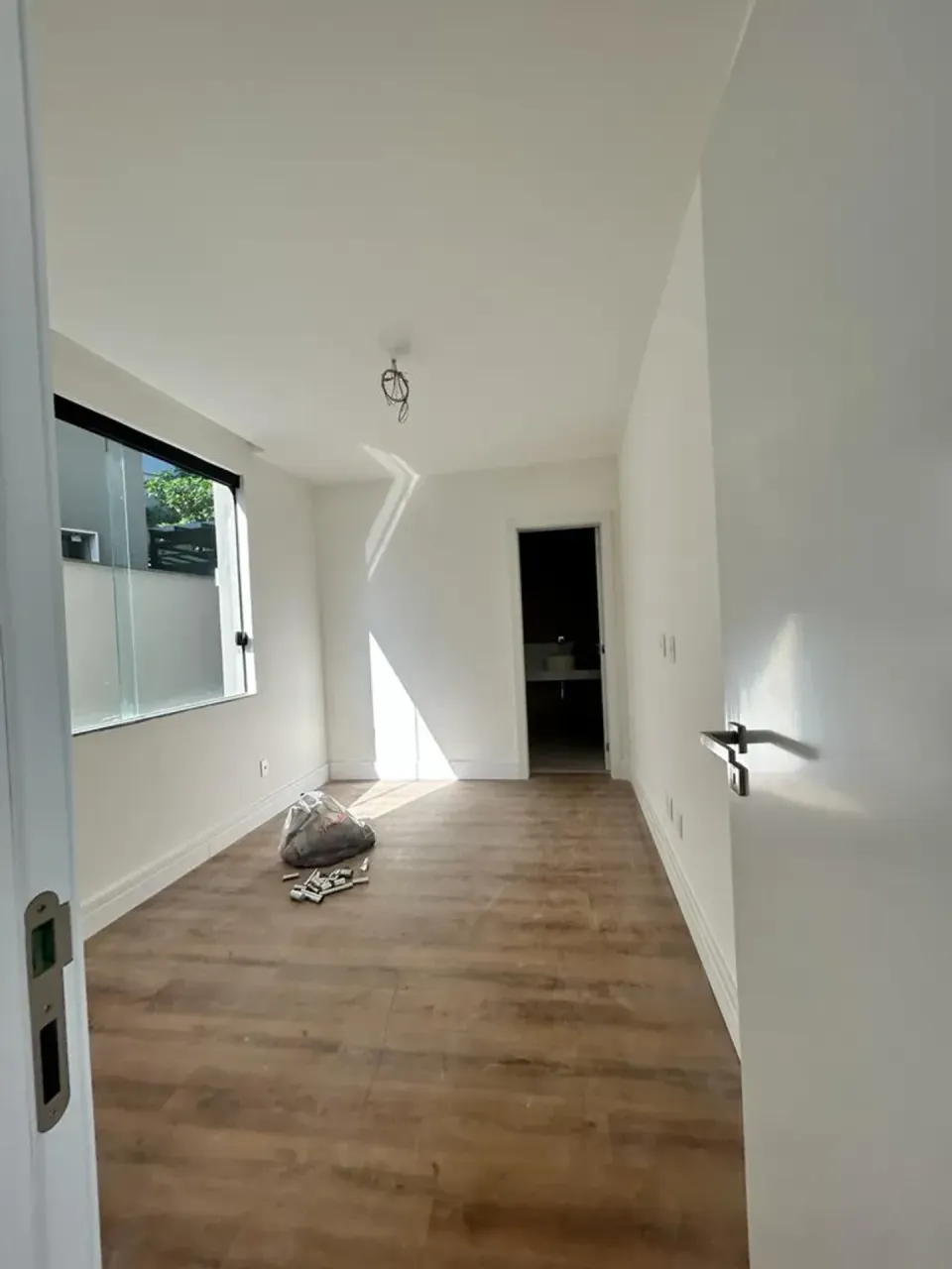5-bedroom apartment with open-plan kitchen — photo 17