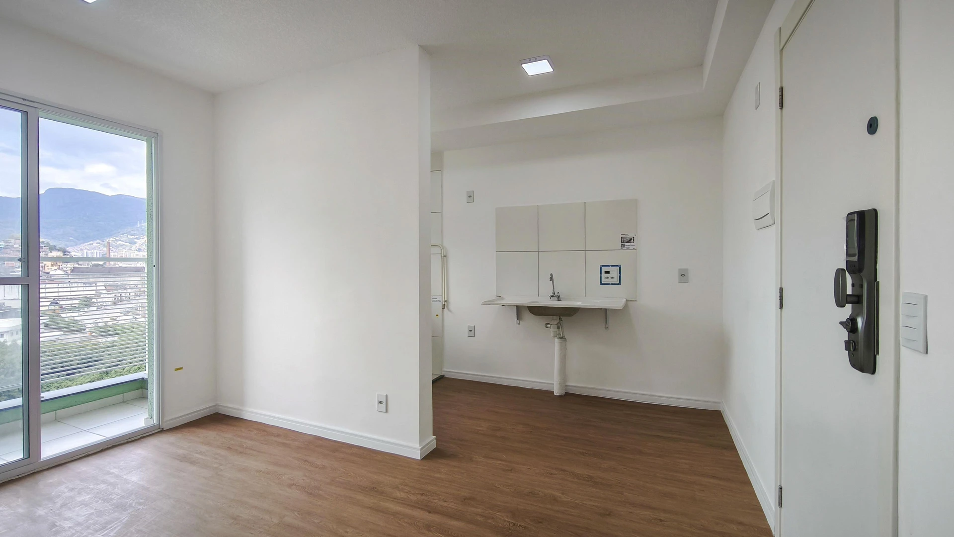 Vista a la montaña y 2 dormitorios: departamento de 42 m² — photo 2
