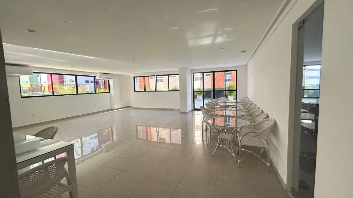 Квартира 104 м² з 2 спальнями і 2 паркомісцями — photo 20