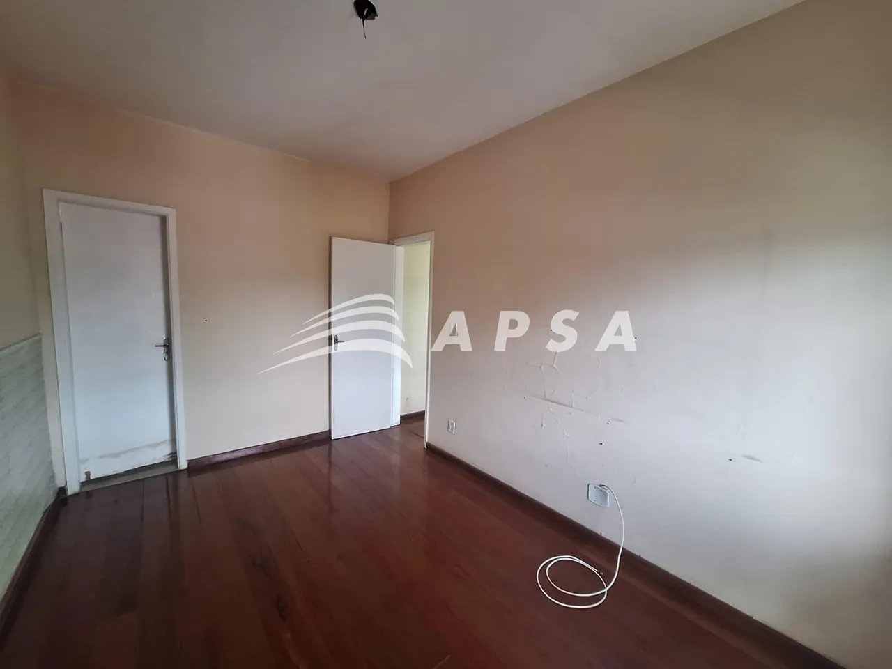 Apartment with 2 bedrooms and shared BBQ area — photo 9