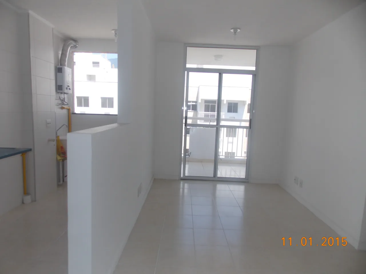 Apartment with 2 bedrooms and a closed-off kitchen — photo 6