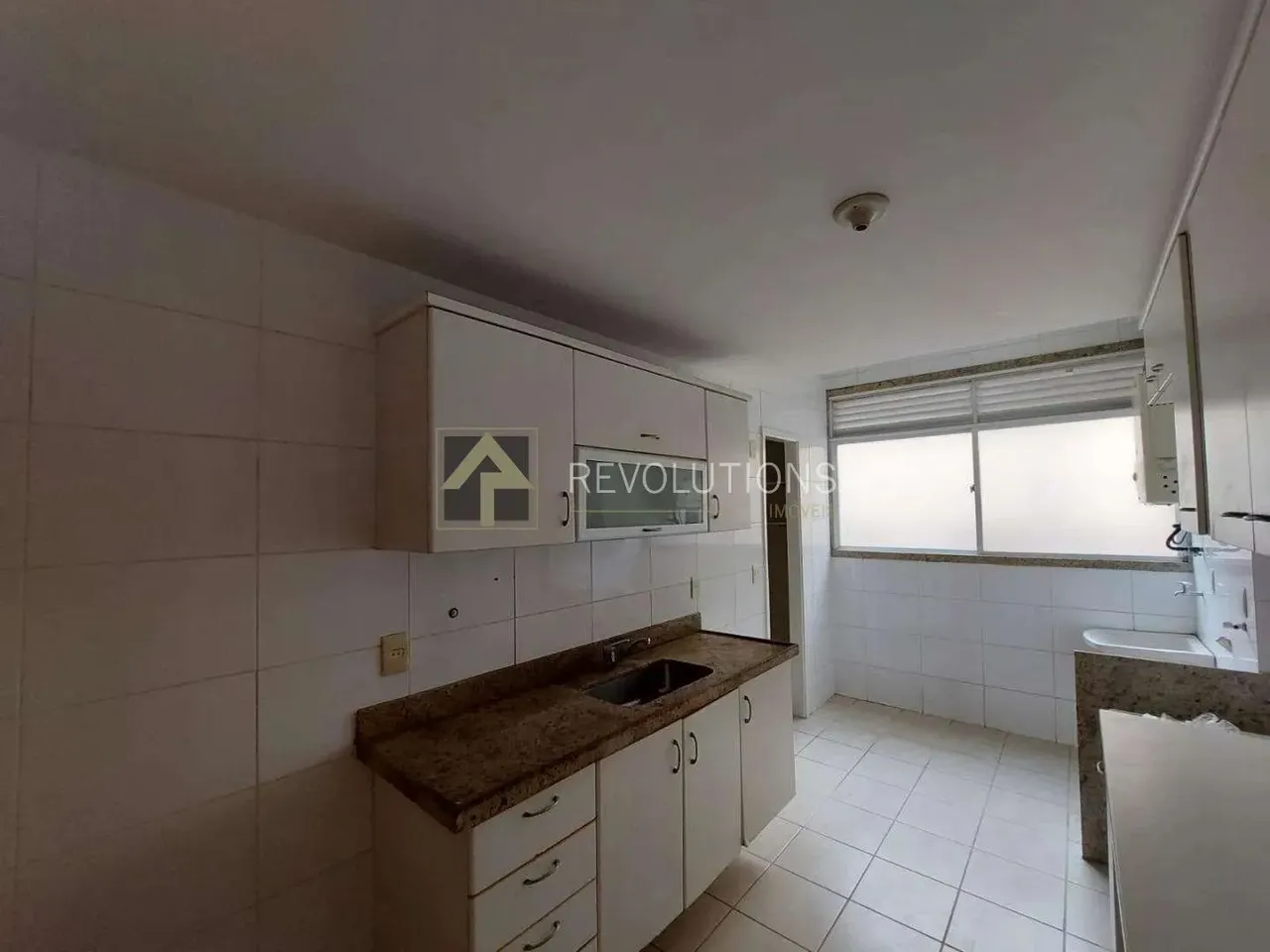 Apartamento com ar-condicionado, varanda e 3 banheiros — photo 8
