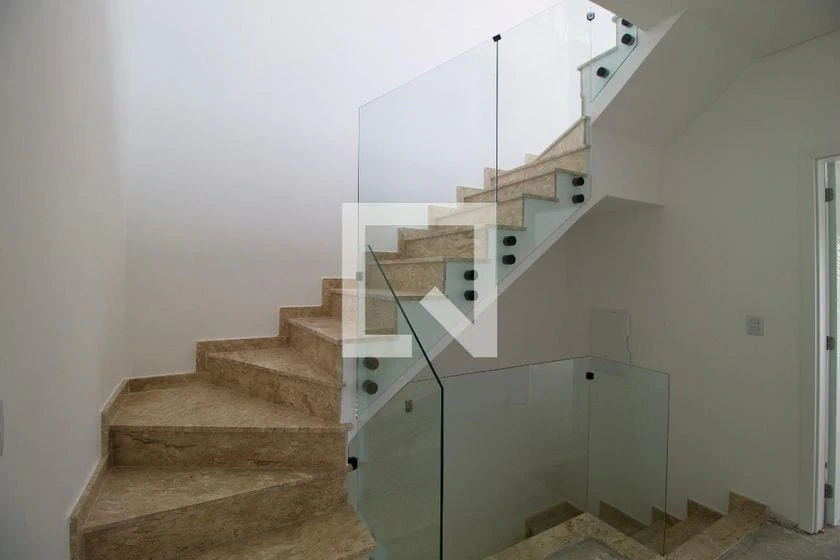 4-bedroom house with a garden — photo 29