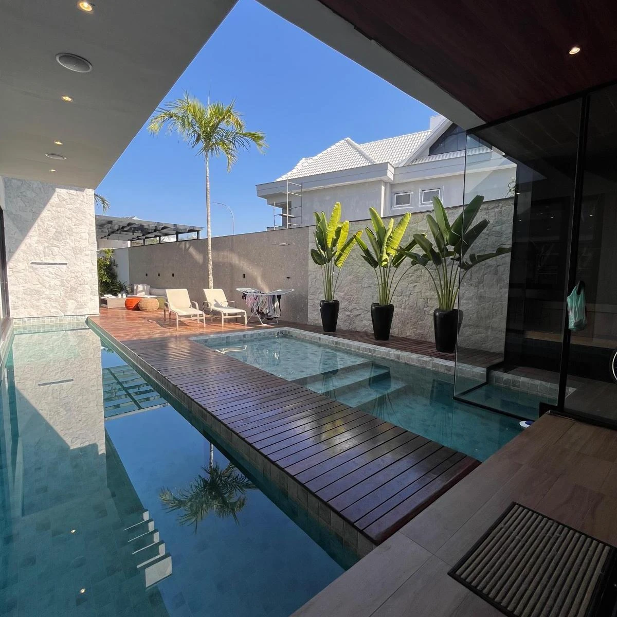 Casa de condomínio com 5 quartos e 536 m² de área — photo 14