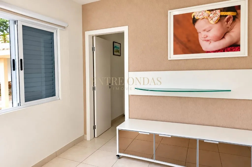 3 quartos e lareira: casa de 240 m² — photo 15