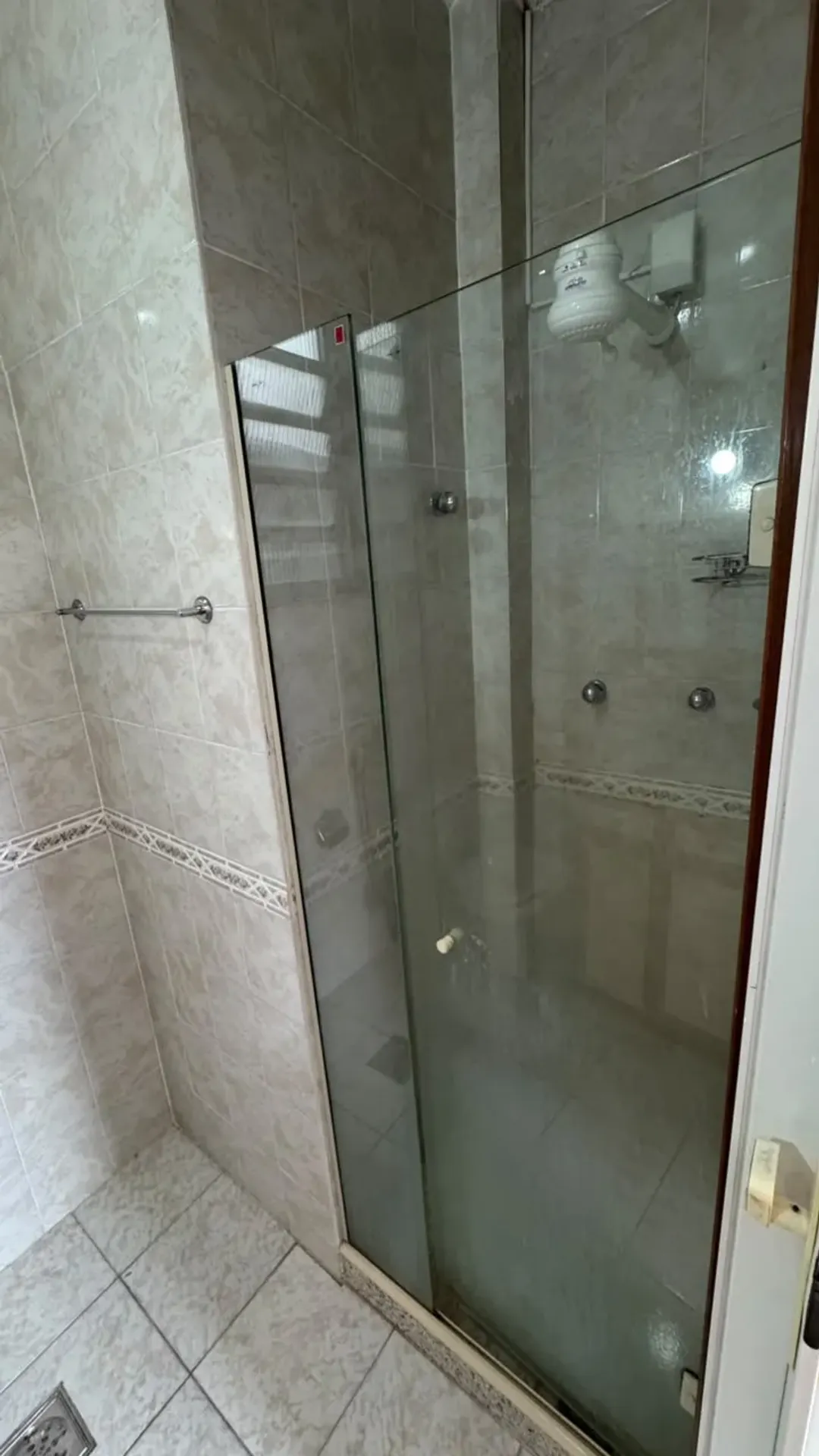 1 quarto e piso de madeira ou laminado: apartamento de 38 m² — photo 5