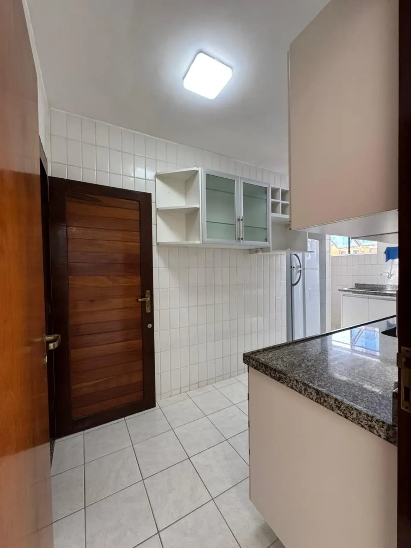 127 m² apartment with a separate kitchen and 3 bedrooms — photo 27