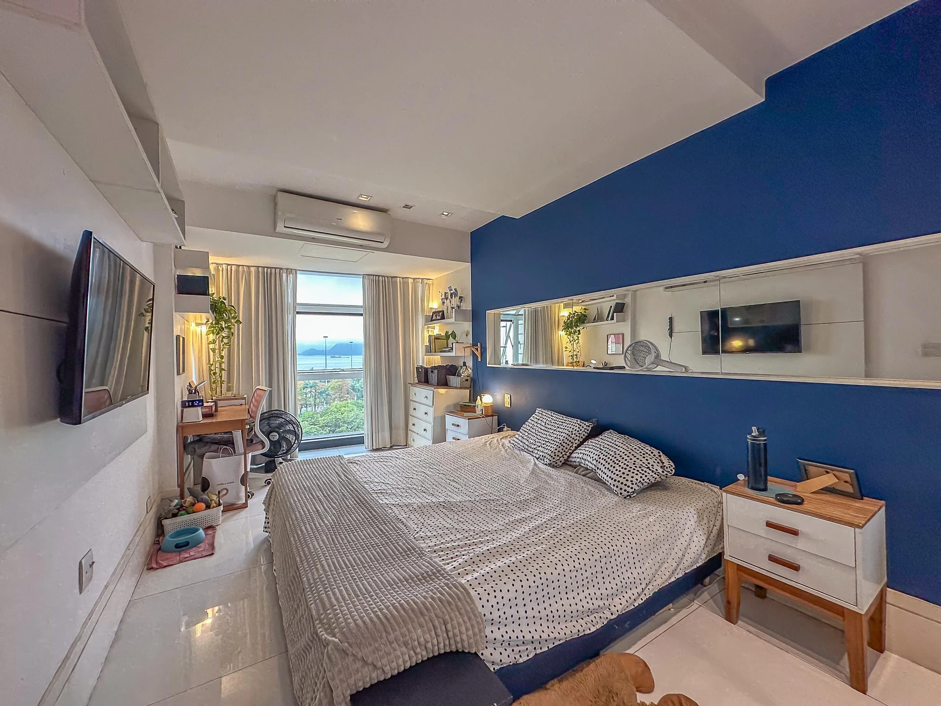 Furnished 2-bedroom apartment with 2 bathrooms — photo 4