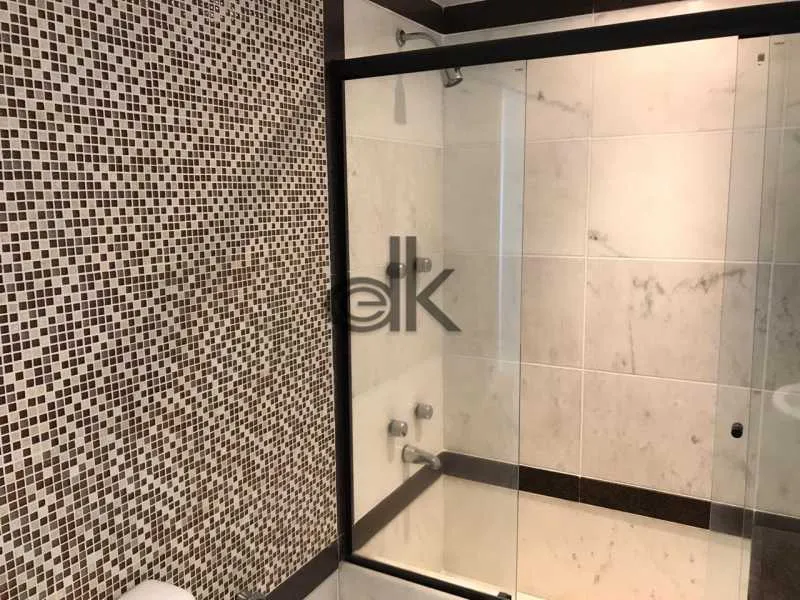 Apartamento mobiliado com cozinha fechada e 4 quartos — photo 22