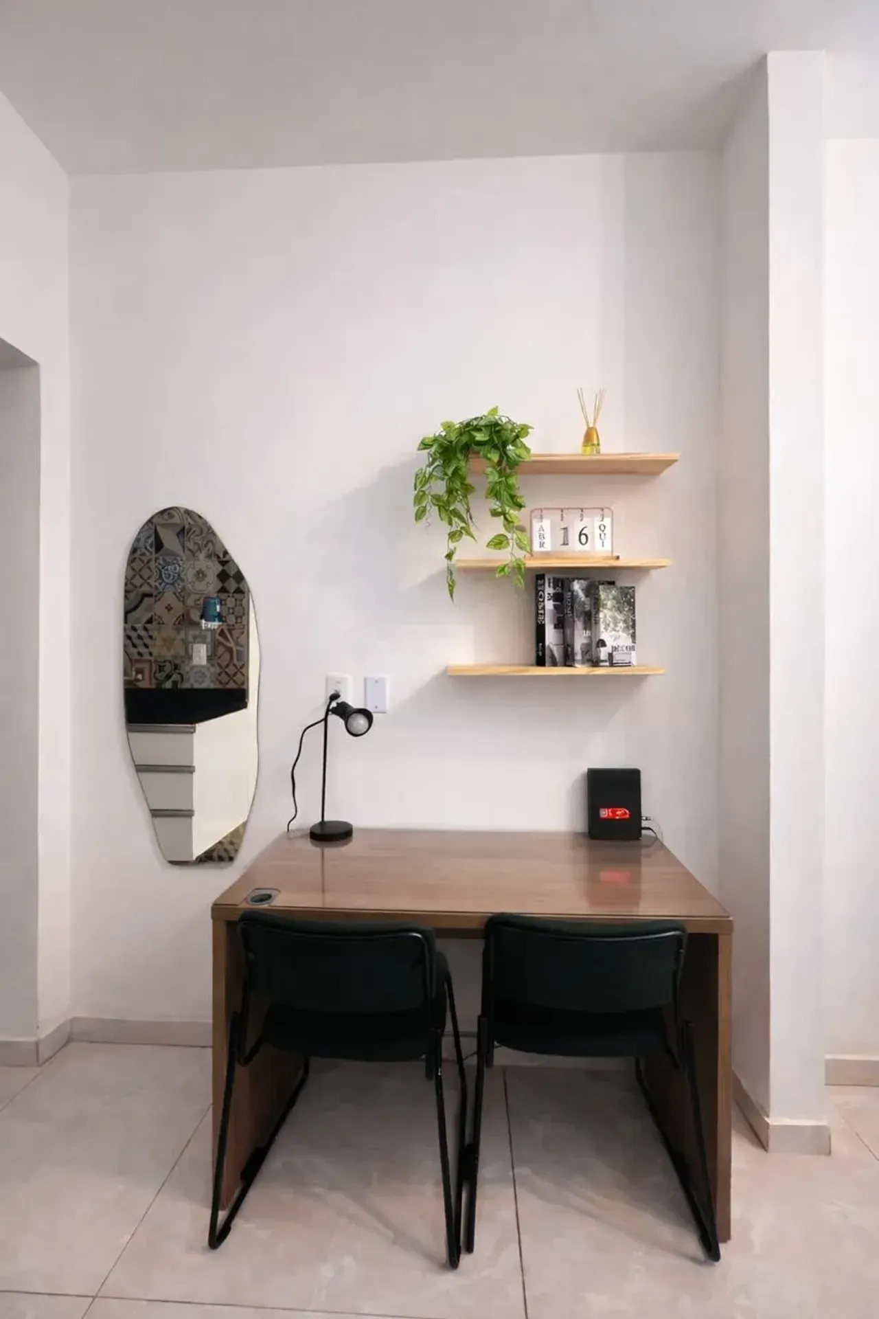Monoambiente con espacio de home office en Rio de Janeiro — photo 6