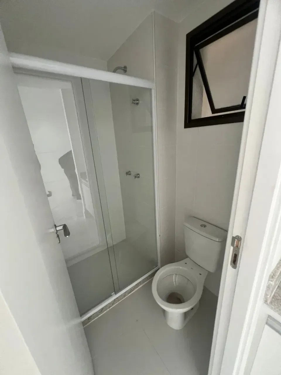 1-bedroom apartment with balcony and gas stove kitchen — photo 3