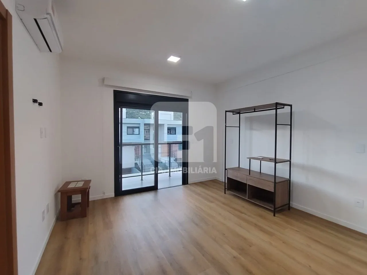 Furnished 3-bedroom house with 200 m² — photo 23