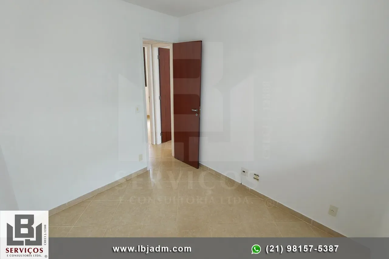 Apartment on the 2nd floor with a walk-in closet — photo 20