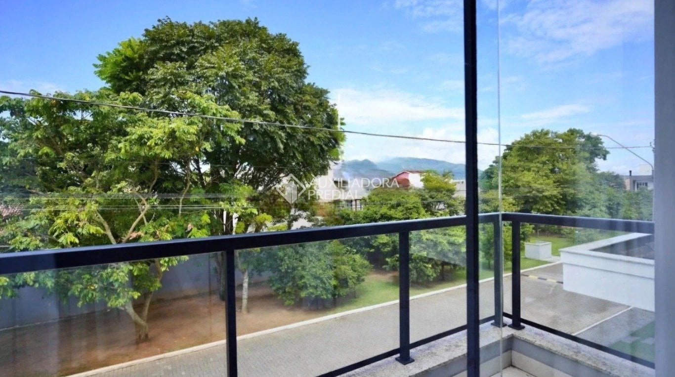Casa en condominio con 4 dormitorios y 200 m² — photo 3