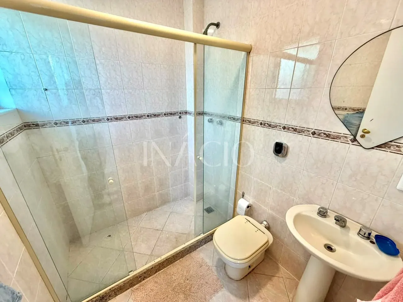 Casa duplex no térreo com 6 quartos e 3 suítes — photo 8