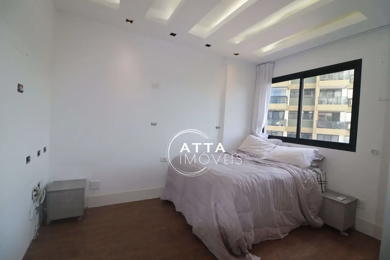 Ванна и 3 спальни: квартира 176 м² — photo 18
