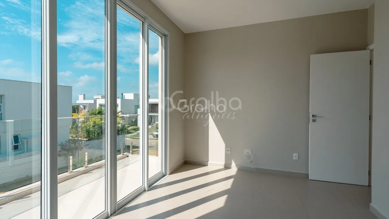 House, 343 m², with a bathtub — photo 31