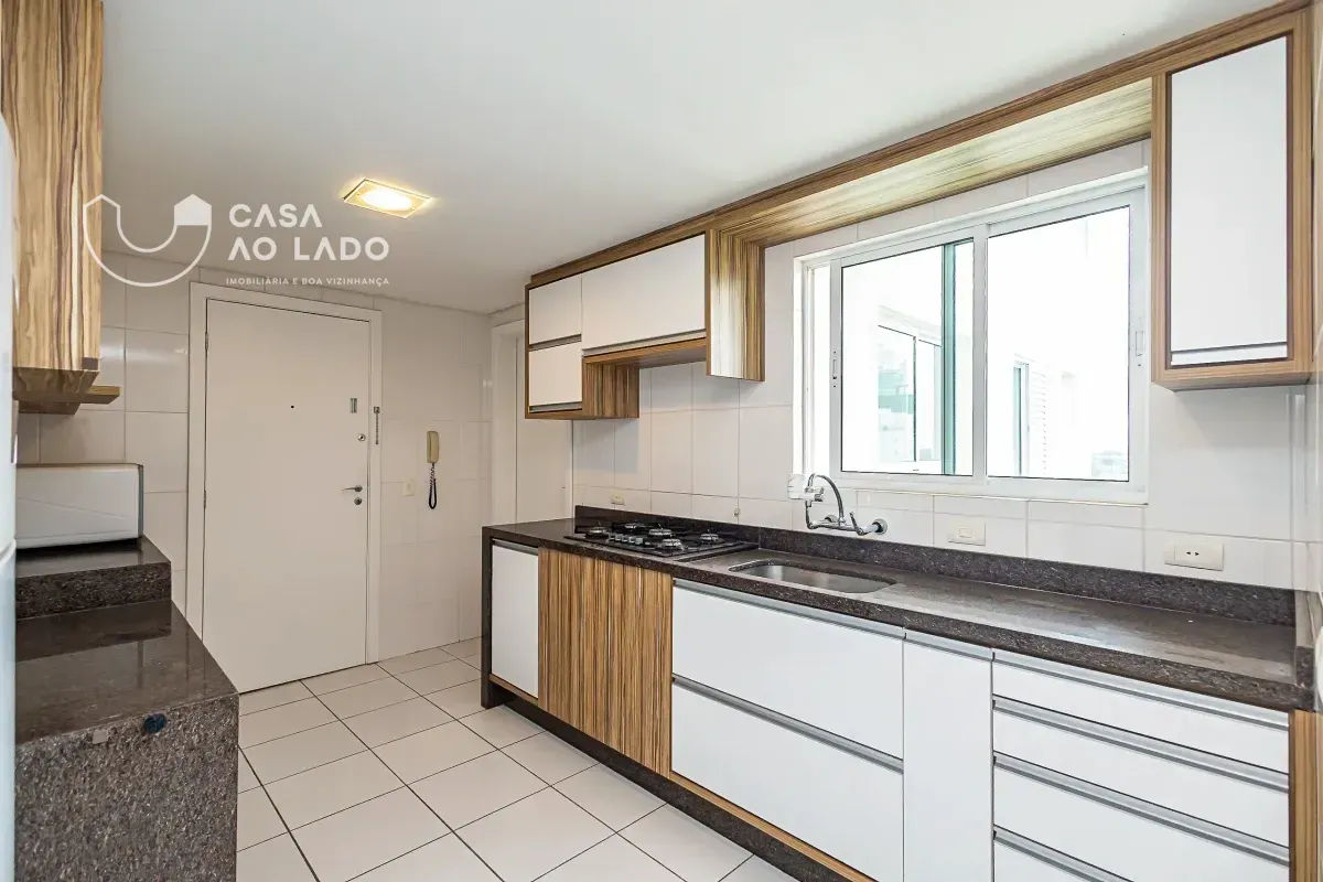 Furnished apartment, 282 m², with a bathtub