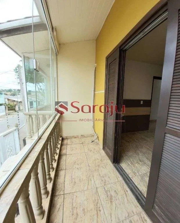 Glass-enclosed balcony in a 4-bedroom house, 150 m² — photo 22