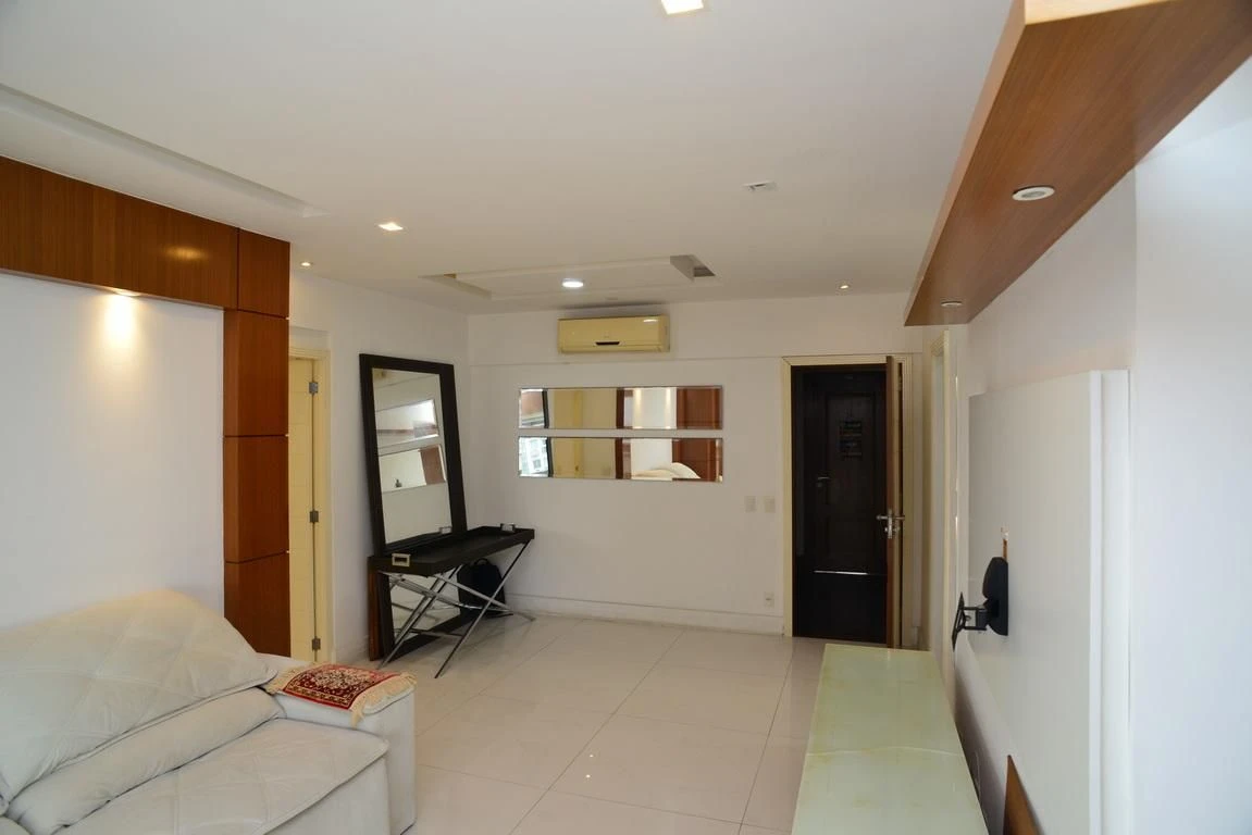 Apartamento, 139 m², com janelas do piso ao teto — photo 11