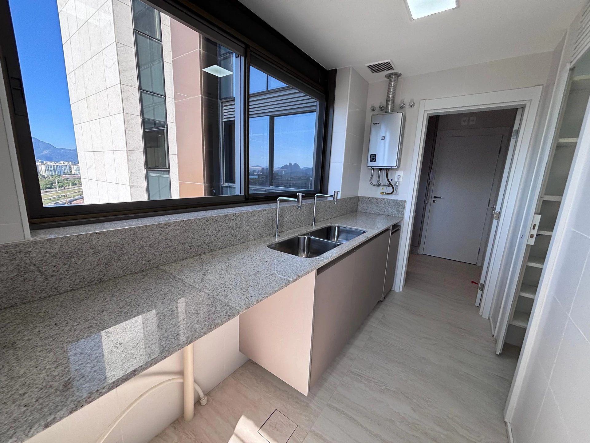 Apartamento com 4 suítes e varanda, 3 vagas — photo 23