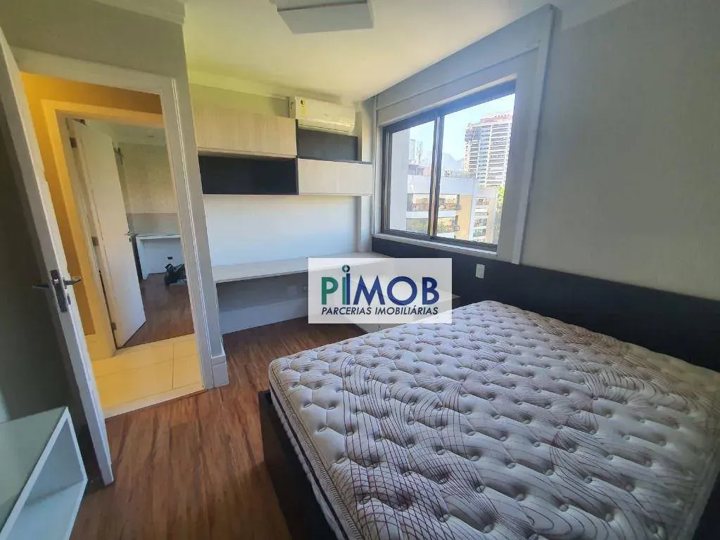Furnished penthouse with 4 bedrooms and jacuzzi — photo 51