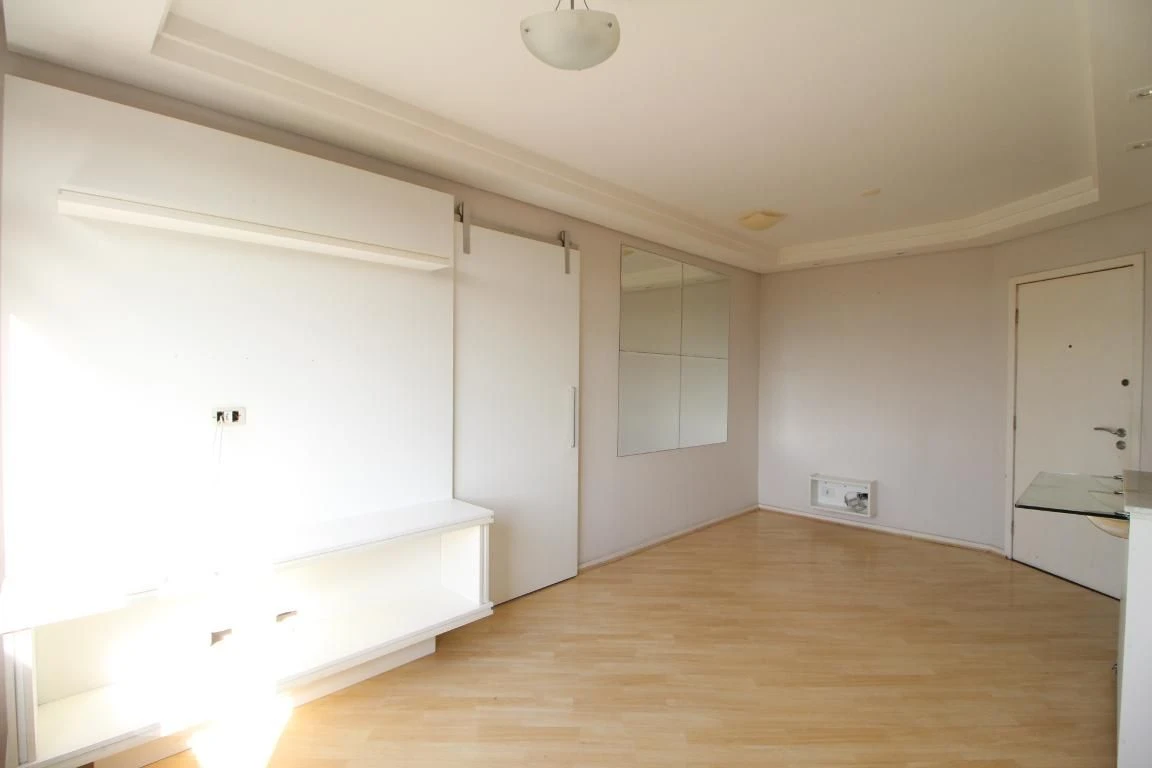 2-bedroom apartment with a home office in Curitiba