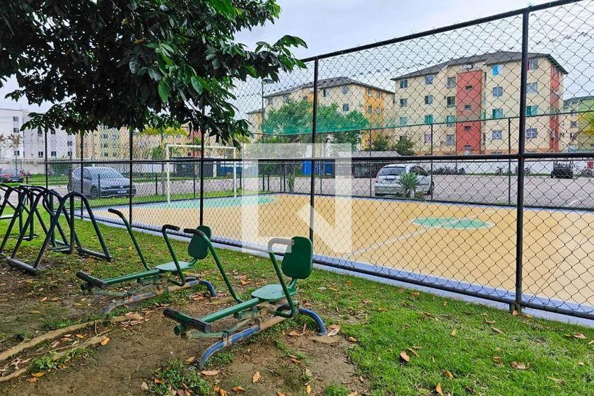 2-bedroom apartment in a building with a gym — photo 8