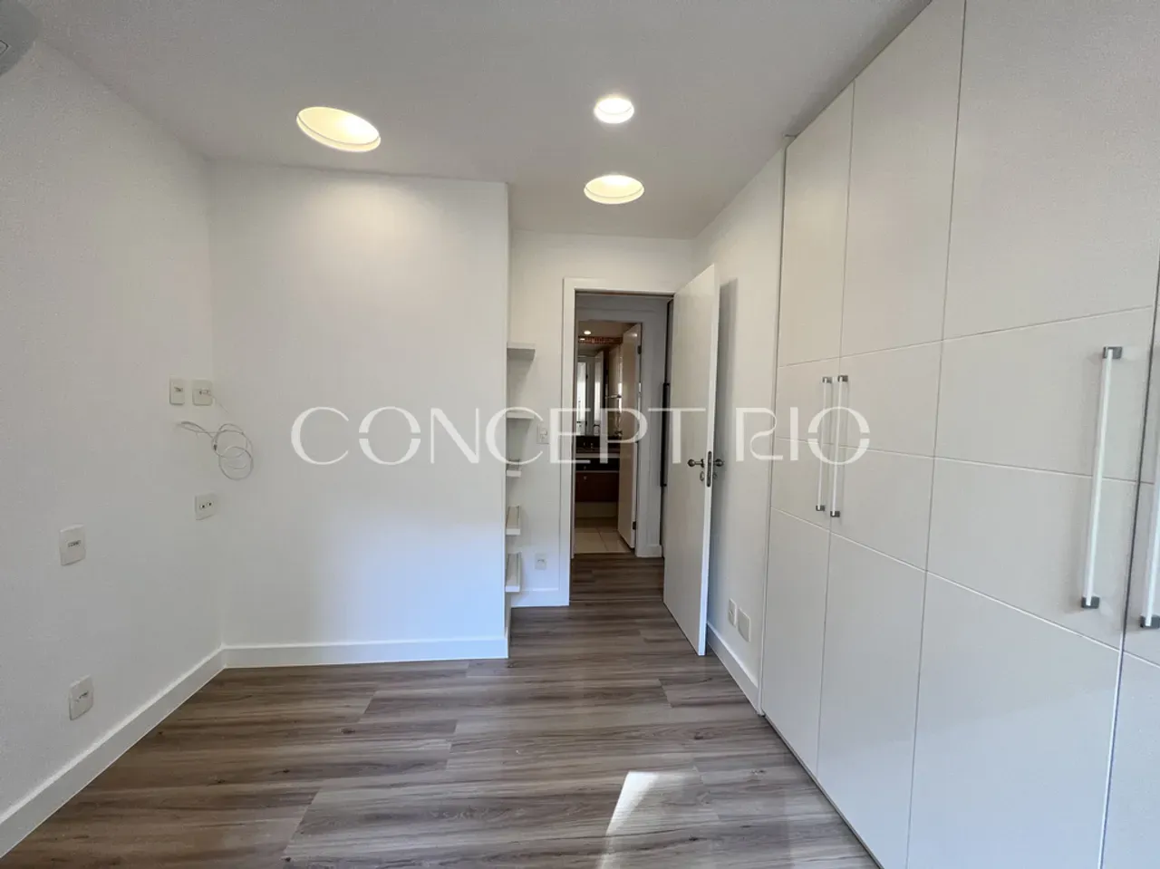 2-bedroom apartment with a private BBQ — photo 3