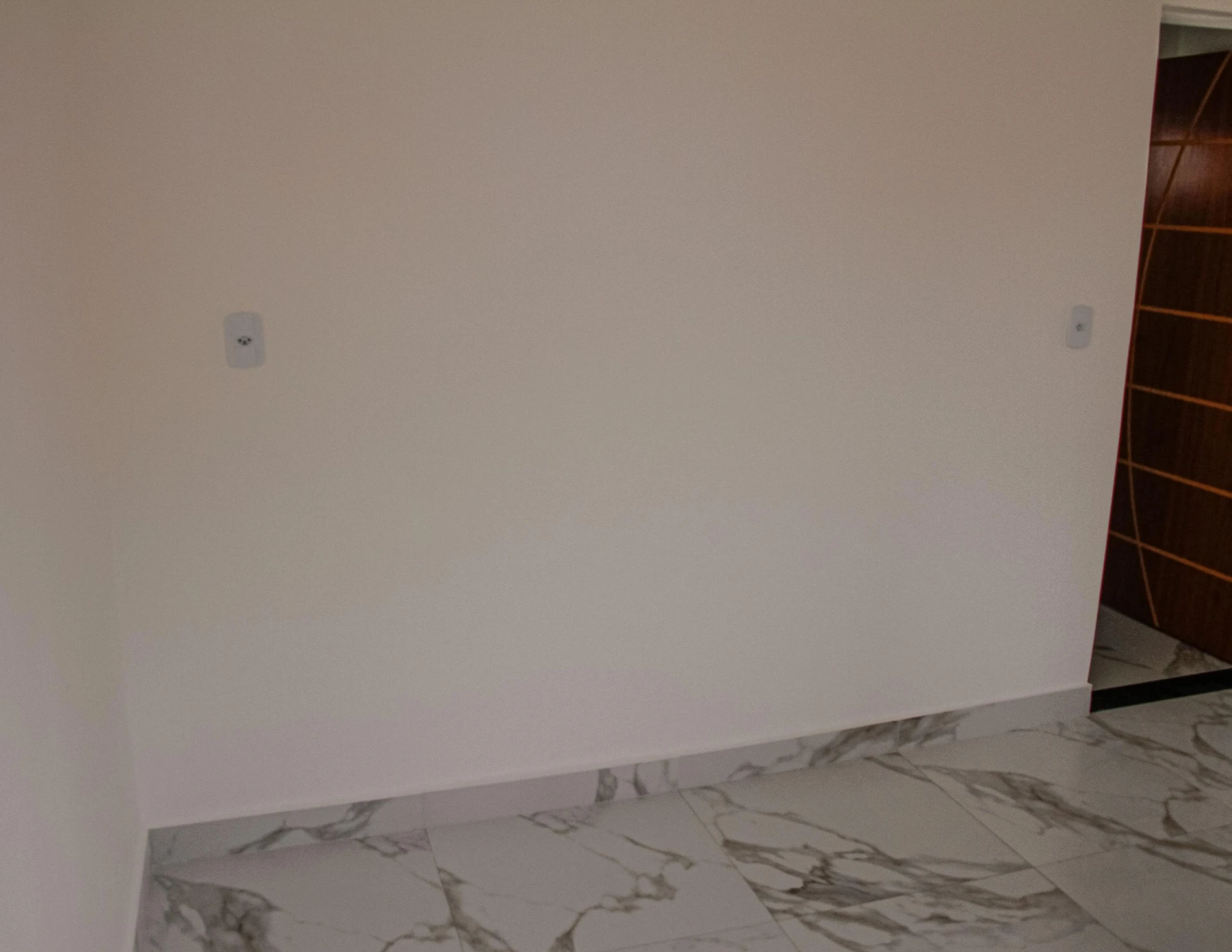 House with no parking, 2 bedrooms and 1 bathroom — photo 16