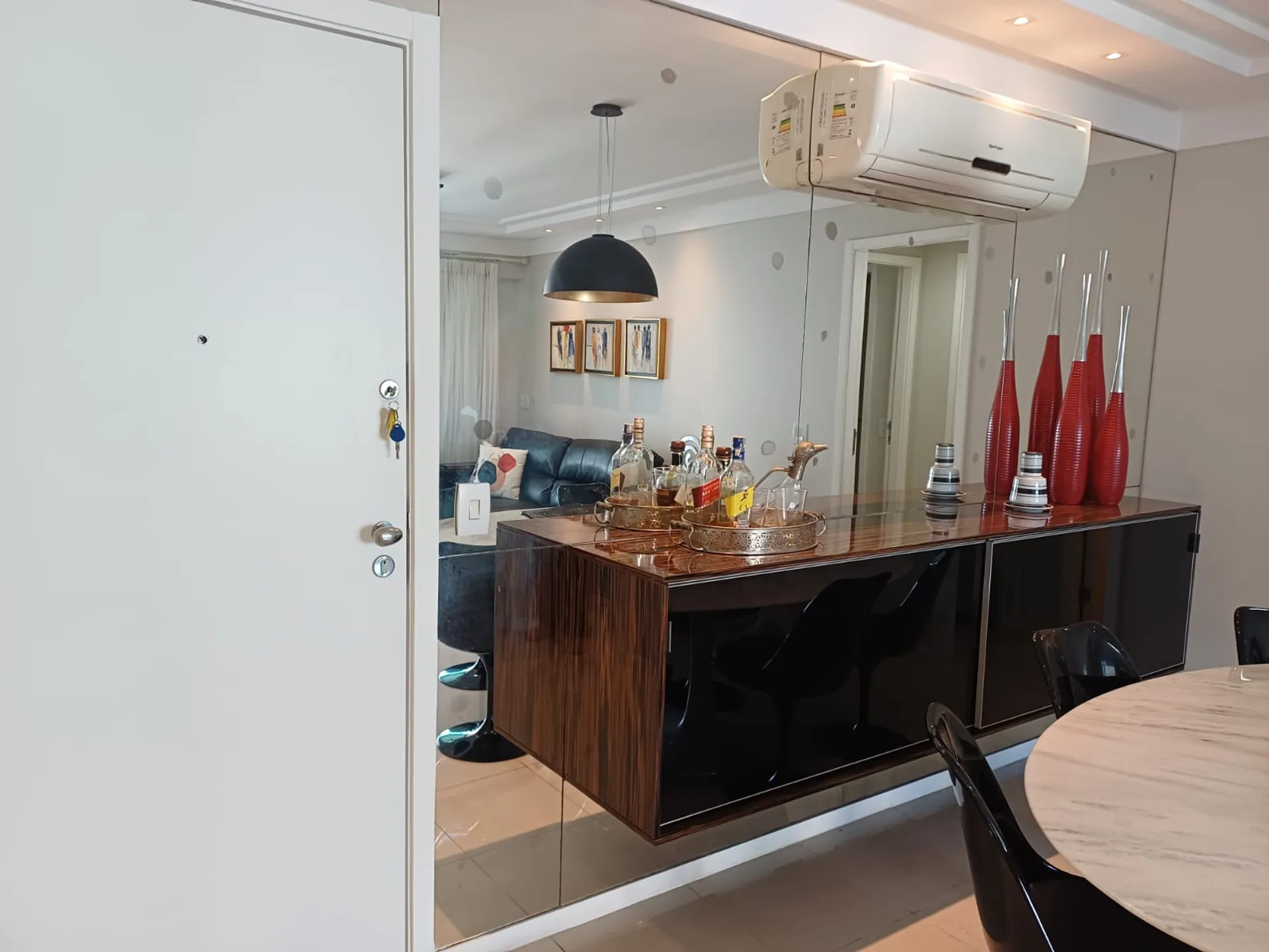 Furnished 3-bedroom apartment with open-plan kitchen — photo 11