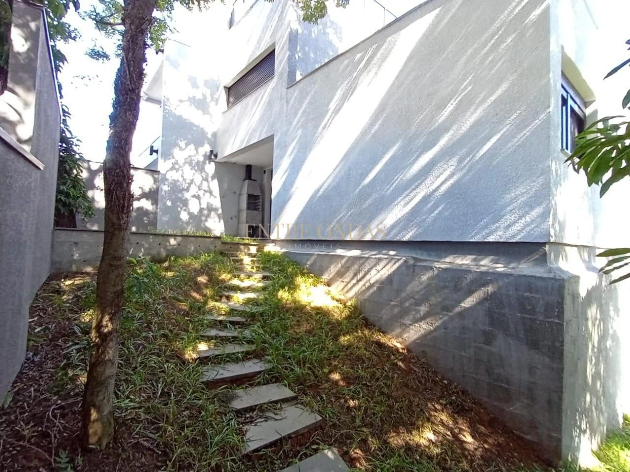 100 m² apartment with 2 bedrooms, balcony grill and garden — photo 15
