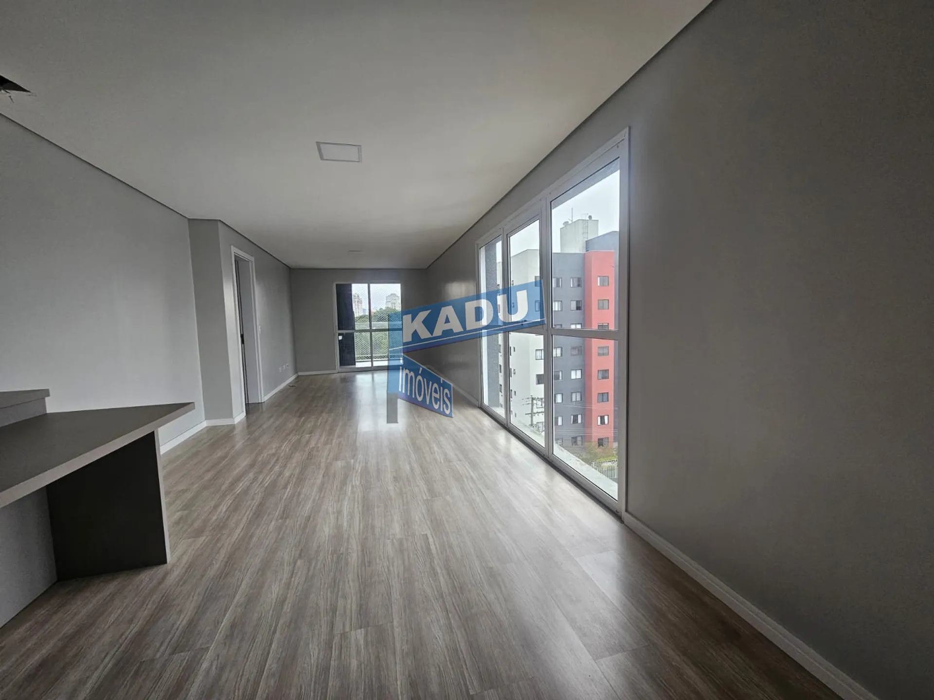 Apartment on the 2nd floor with a grill on the balcony — photo 9