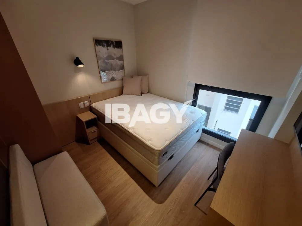 Studio mobiliado de 40 m², com mini-cozinha — photo 4
