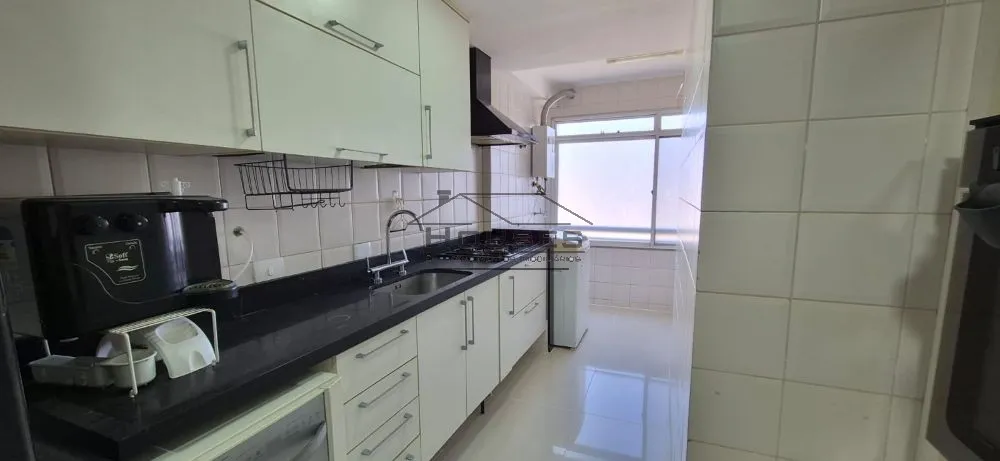 Apartamento mobiliado com 3 quartos e cozinha fechada — photo 2