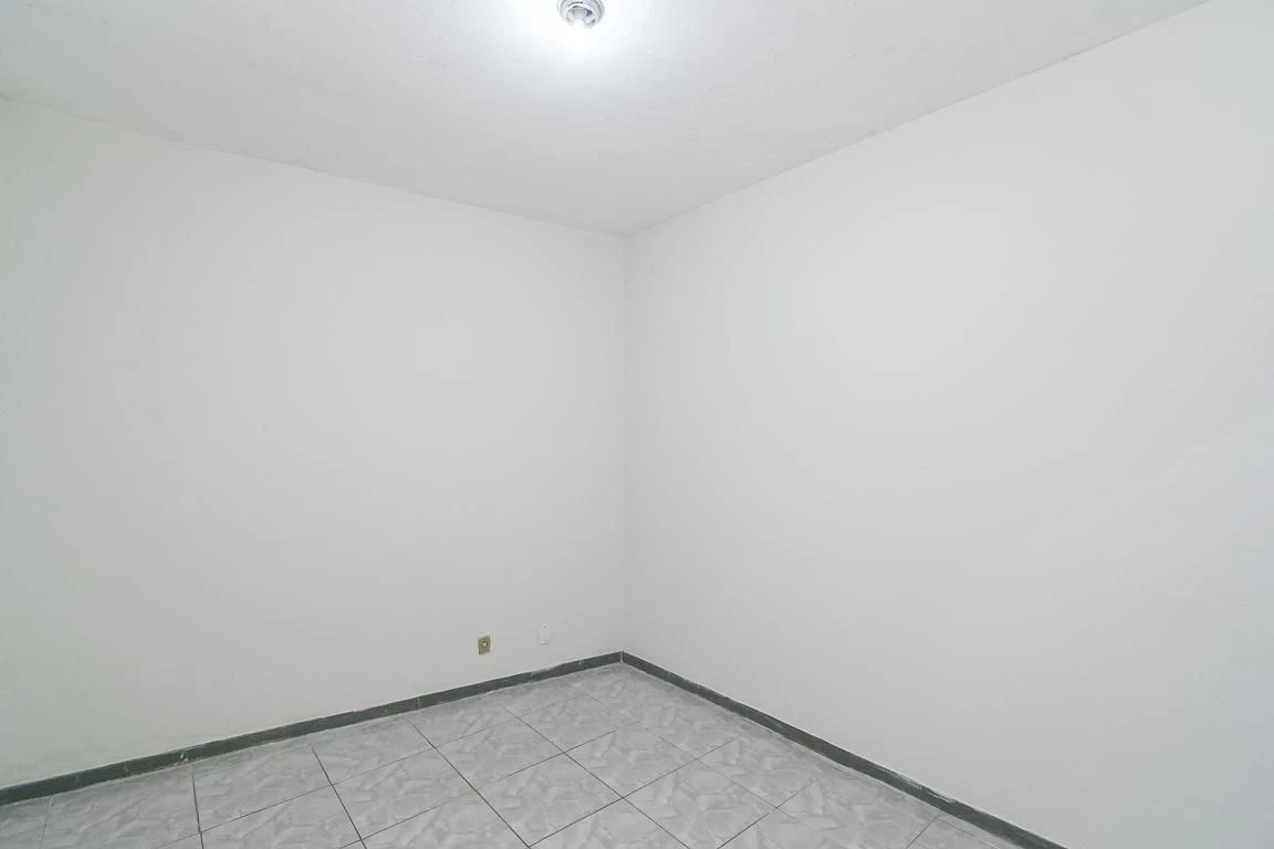 Studio for rent with 1 bedroom and 1 bathroom — photo 12