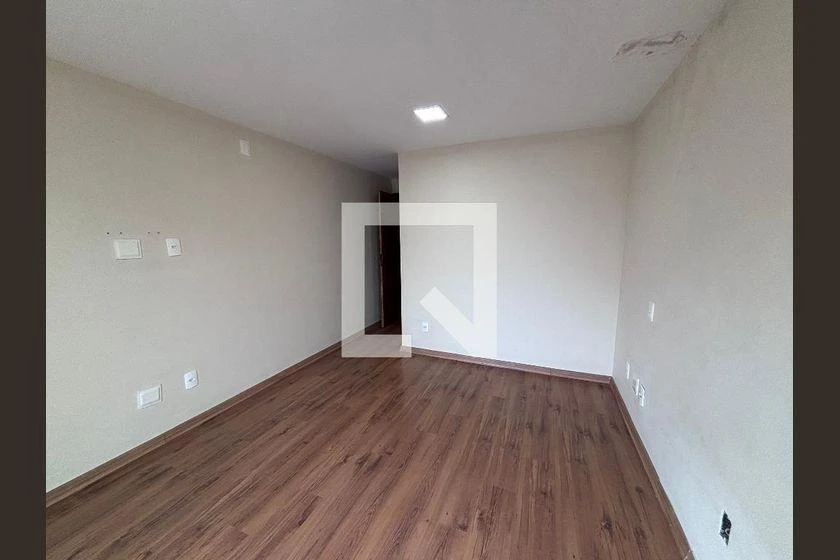 House with 4 en-suite bedrooms, 329 m² and 3 parking — photo 47