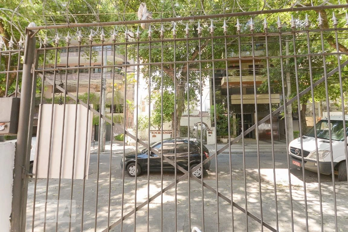 House for rent with 5 bedrooms and 2 bathrooms — photo 8