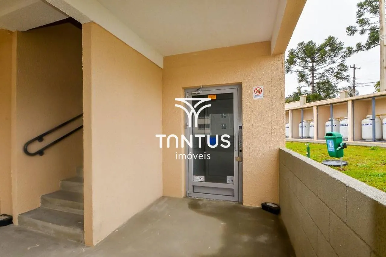2-bedroom apartment in a building with a coworking space — photo 15