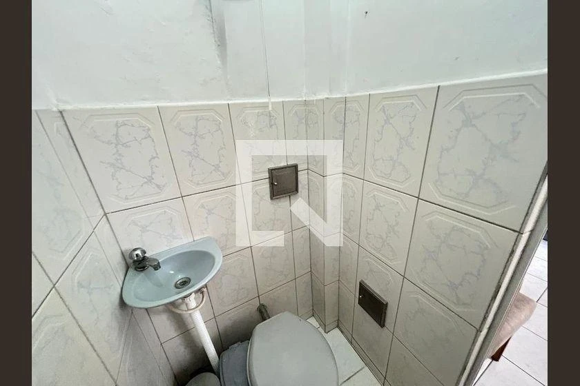 Furnished house with 4 bedrooms and 2 bathrooms — photo 48