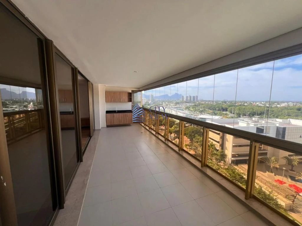 171 m² apartment with 4 bedrooms and 2 parking spots — photo 10