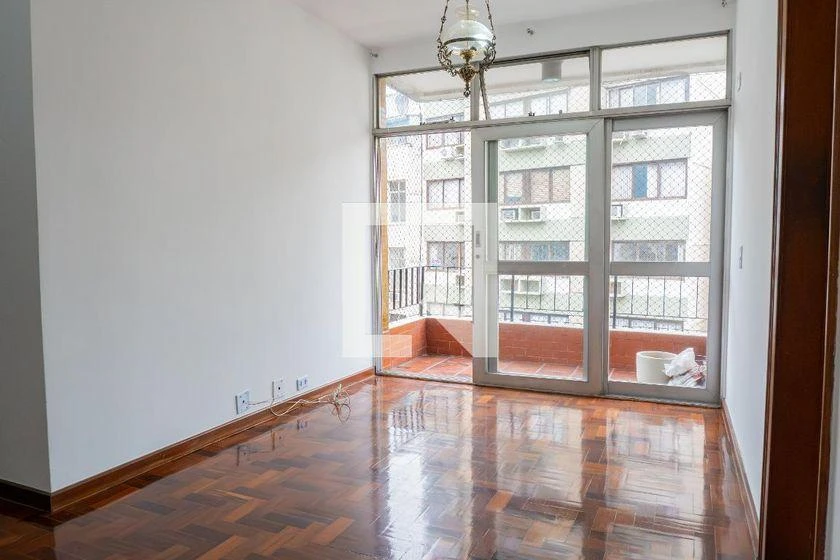 2-bedroom apartment with a grill on the balcony — photo 34