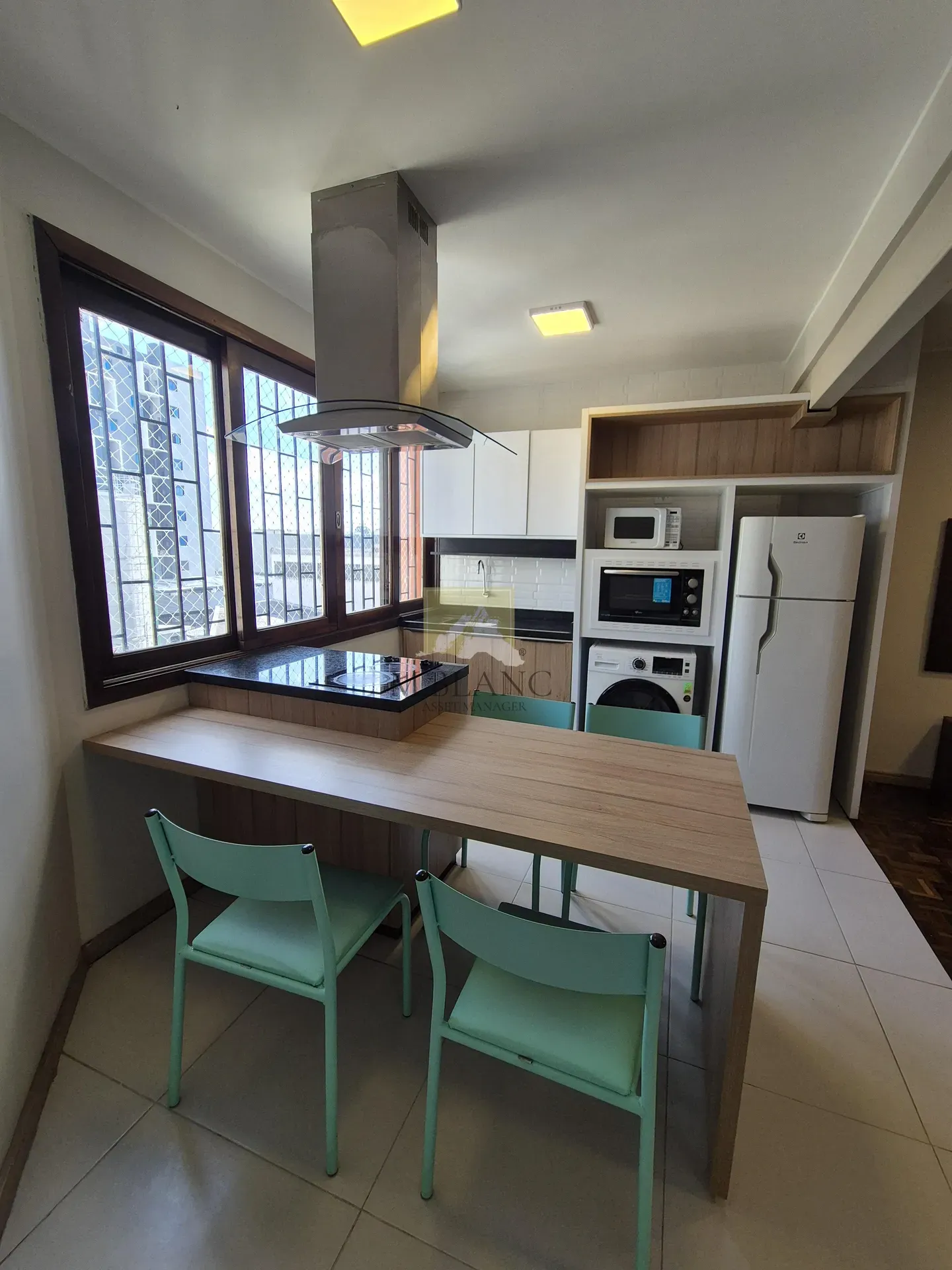 Washing machine in a 2-bedroom apartment, 120 m² — photo 2