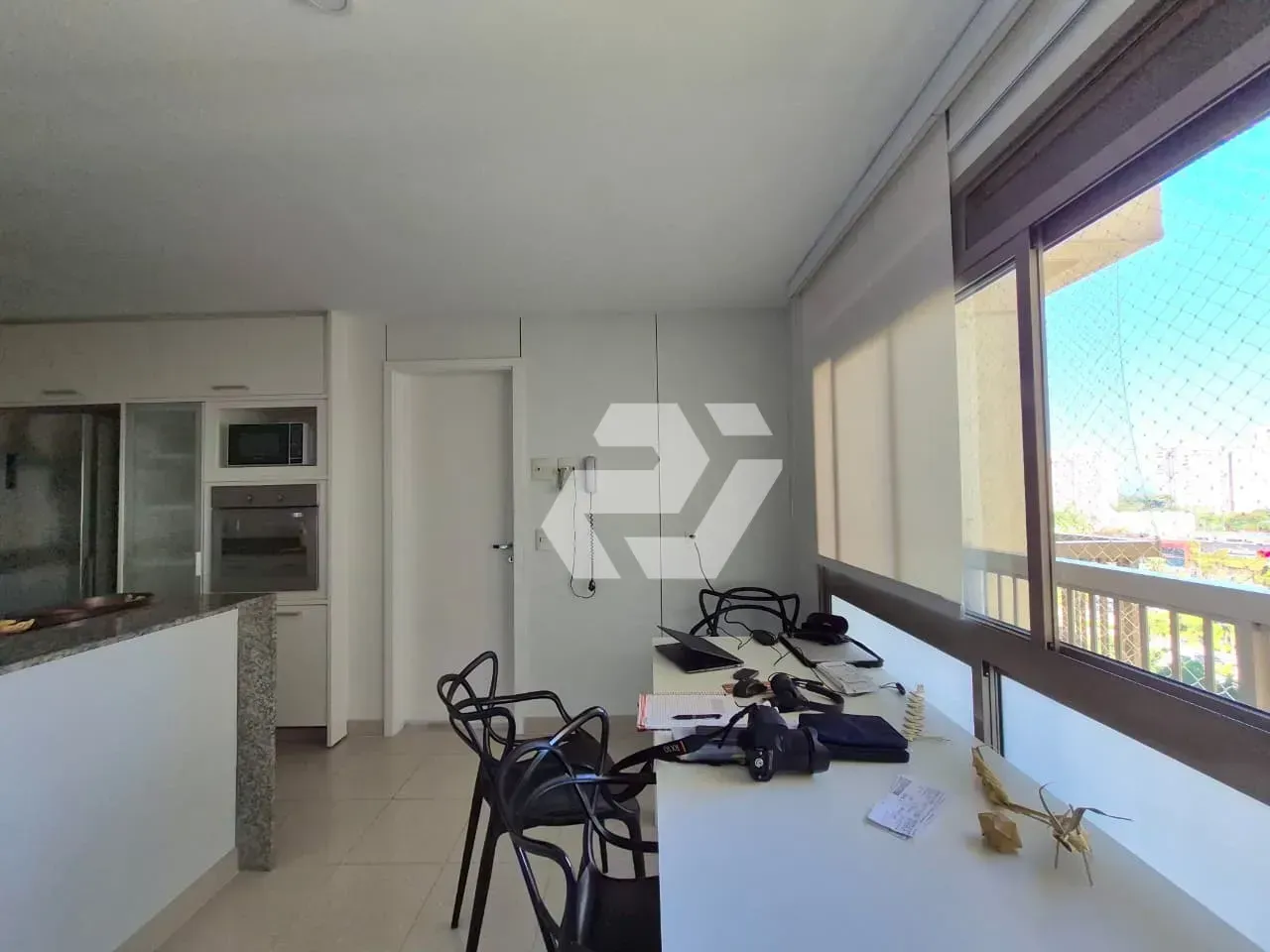 Apartamento mobiliado com 5 quartos e varanda envidraçada — photo 15