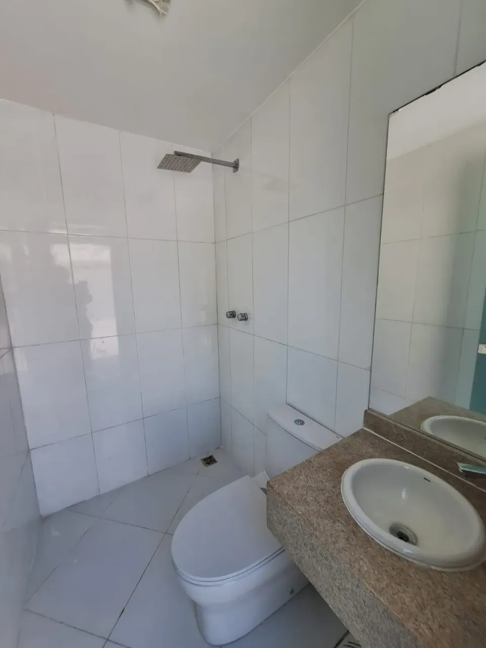 Rental house with 5 bedrooms and 5 bathrooms — photo 9