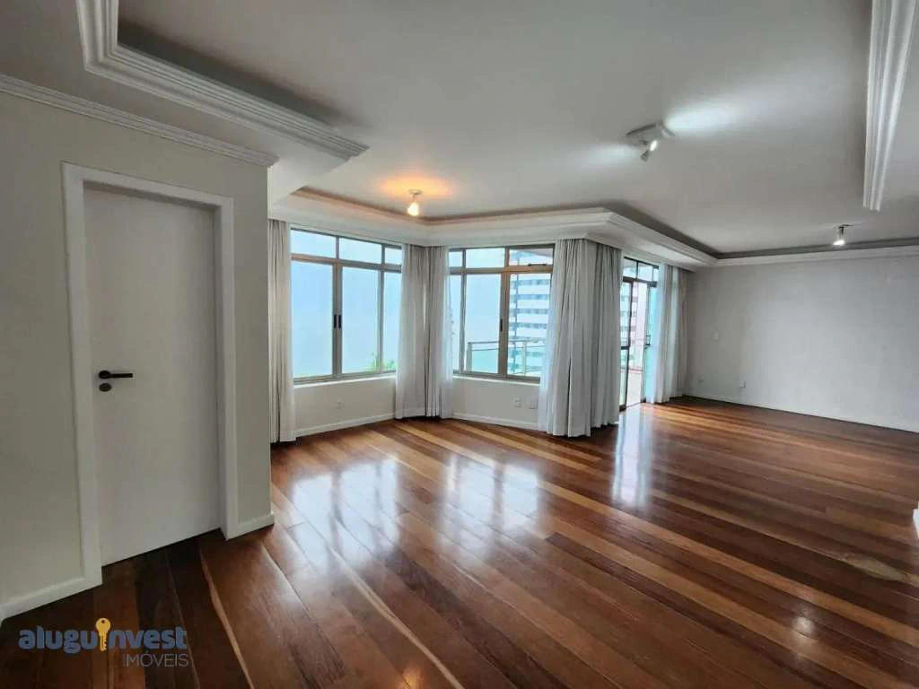 Apartamento de 173,94 m² con 4 dormitorios y 2 baños — photo 4