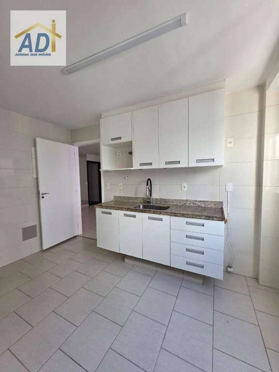 101 m² apartment with 3 bedrooms, suite and 2 parking spots — photo 28