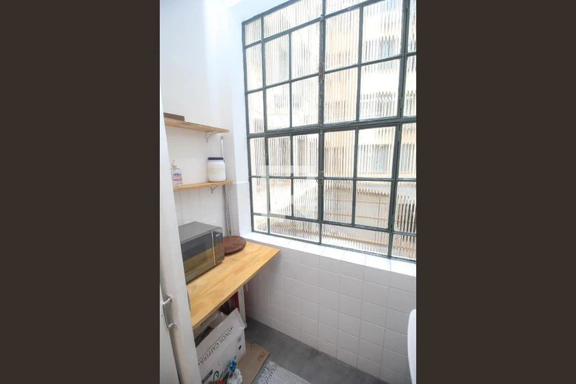 Furnished apartment with an open gas kitchen — photo 34
